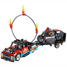 Ladda upp bild till gallerivisning, LEGO - Technic Stuntuppvisningsbil &amp; motorcykel
