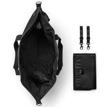 Ladda upp bild till gallerivisning, Elodie Details - Changing Bag Soft Shell Grande Black
