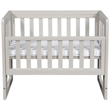 Last inn bildet i Galleri-visningsprogrammet, Troll - Bedside Crib Oslo Soft Grey
