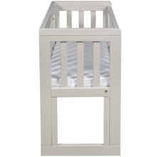 Last inn bildet i Galleri-visningsprogrammet, Troll - Bedside Crib Oslo Soft Grey
